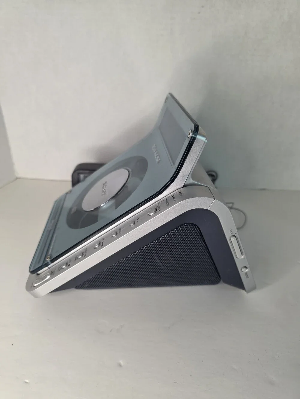 Sony Dream Machine ICF-CD855V AM/FM Clock Radio CD Player Tested Working